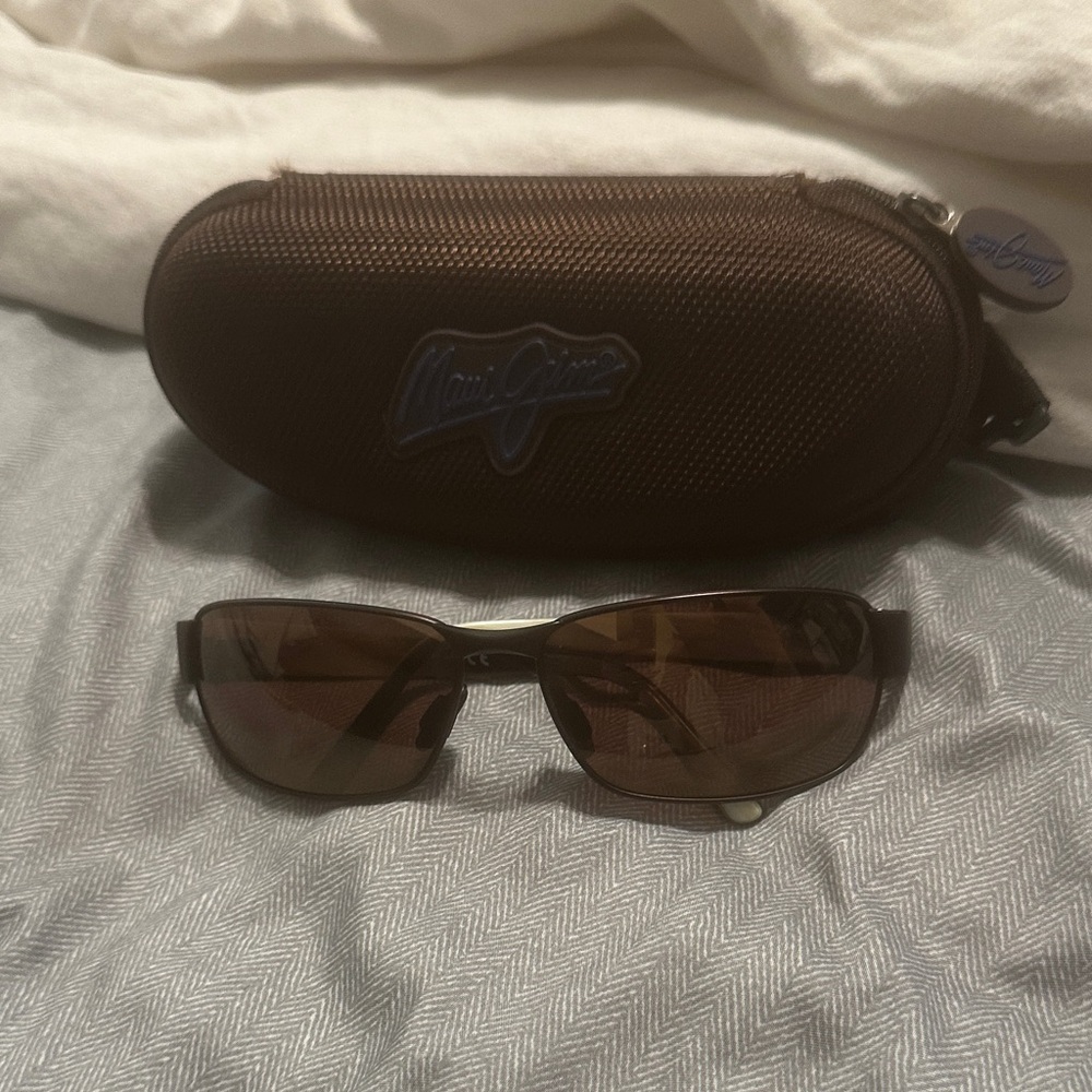 Maui Jim Dark Brown Sunglasses with Case